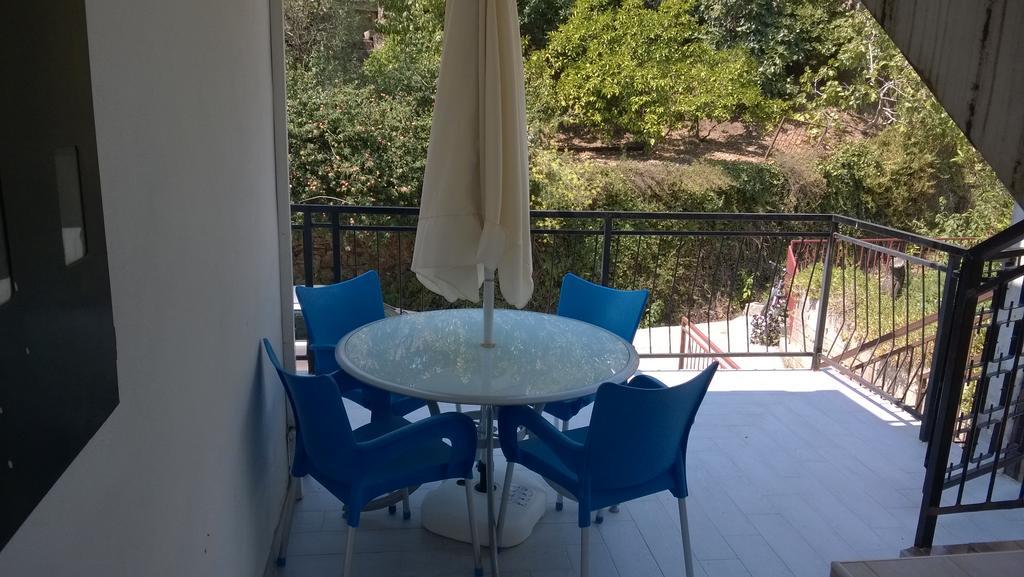 Apartments Lena Herceg Novi Eksteriør billede