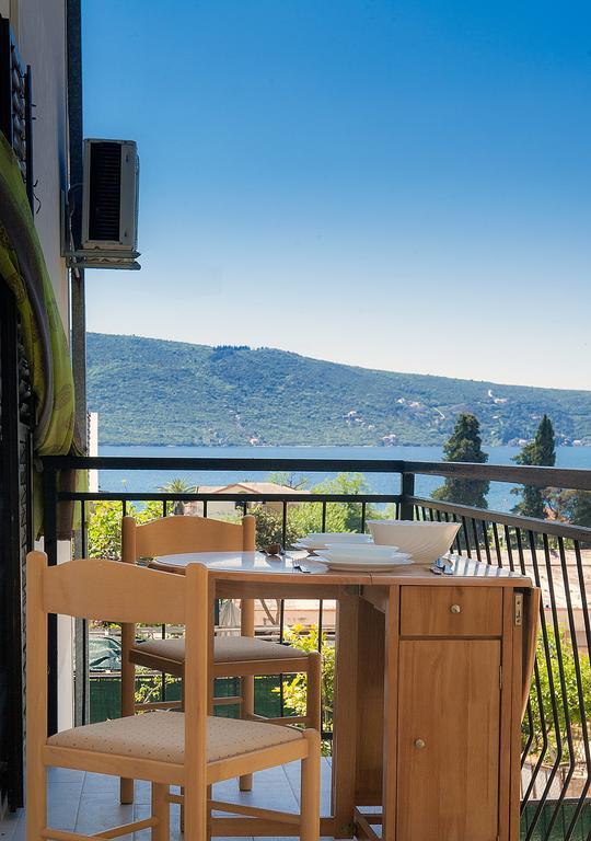 Apartments Lena Herceg Novi Eksteriør billede